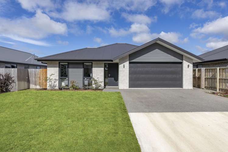 74 Quinn Crescent Woodend_23