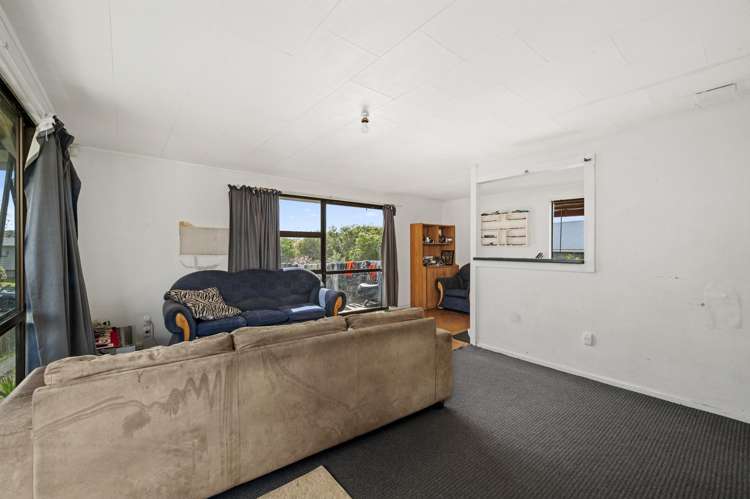 12 Crystal Place Pukehangi_6