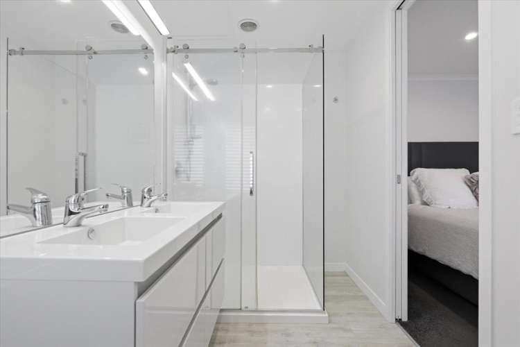 23 Puhirake Crescent Pyes Pa_16