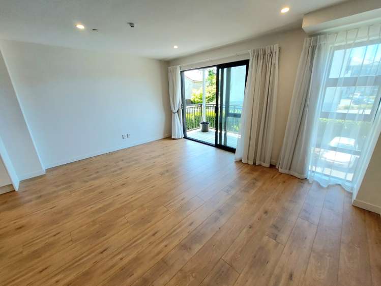 7 Lilac Lane Oteha_2