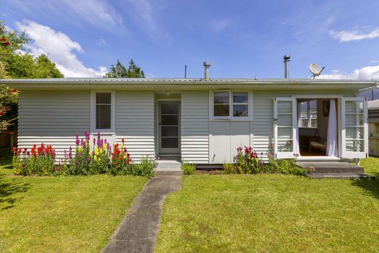 41 Te Rangitautahanga Road Turangi_19
