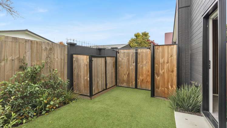 8/5 Shearer Avenue_5