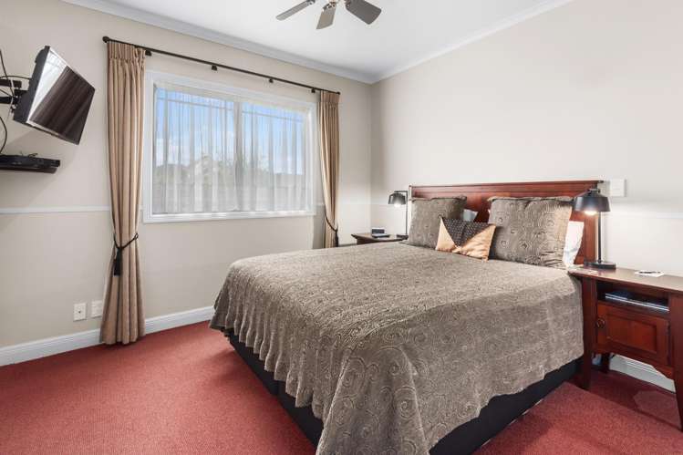Leasehold/361 Western Hills Drive Avenues_18