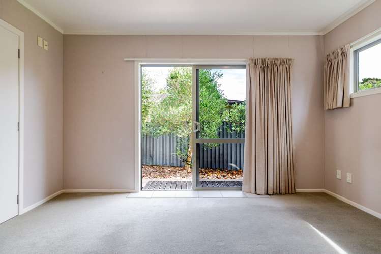 8 Saturn Crescent Milson_16