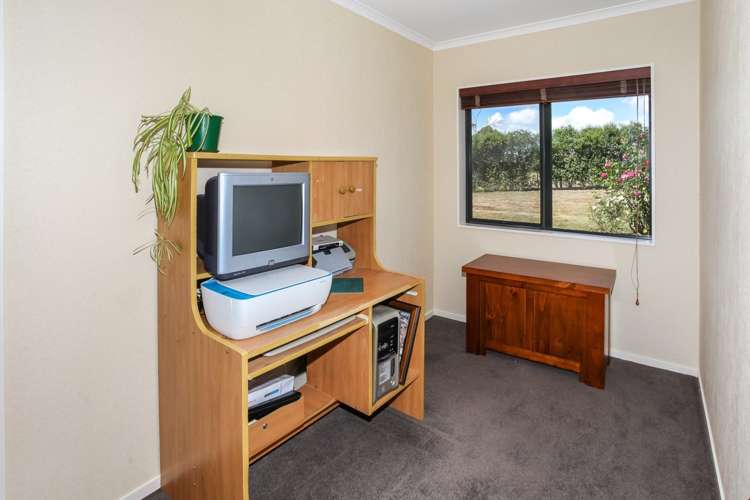 1898 Miranda Road Mangatangi_14