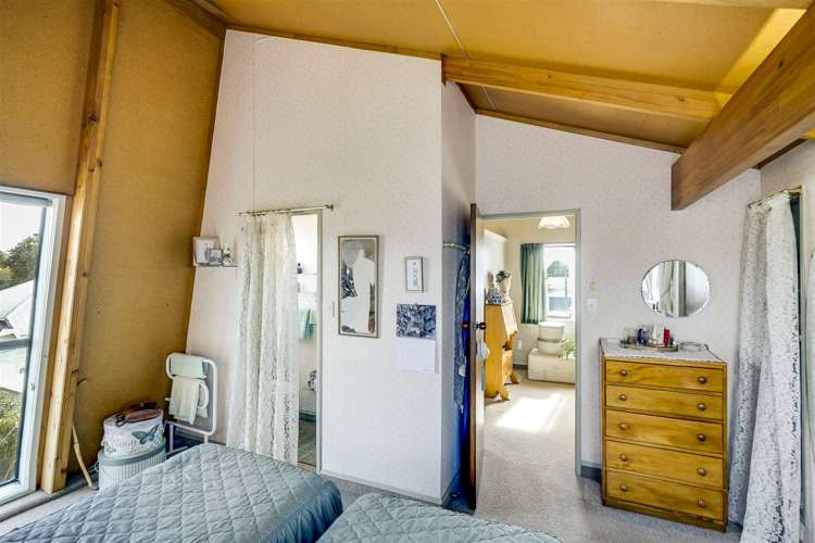 28a Bowling Road Greenmeadows_12