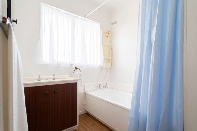 11 Staithes Drive North Whitby_10