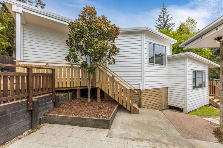 64 Lemnos Place Titirangi_11