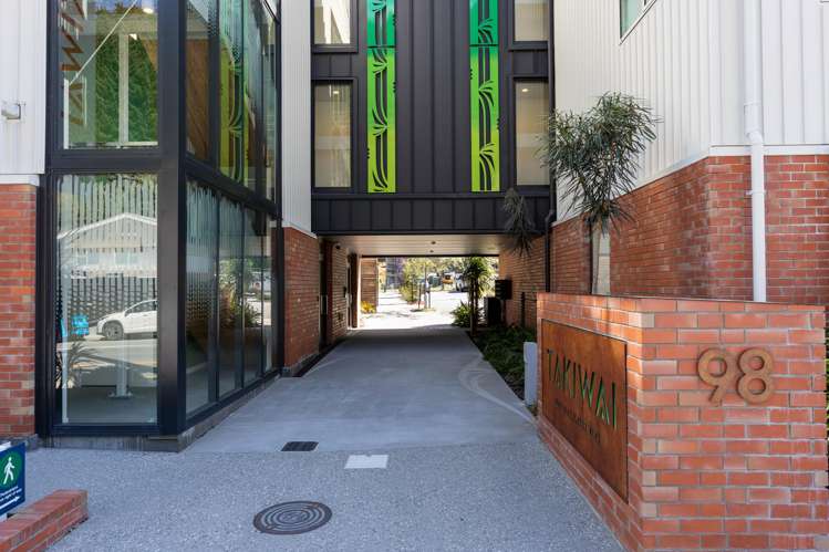 102/98 Gorge Road Queenstown_16