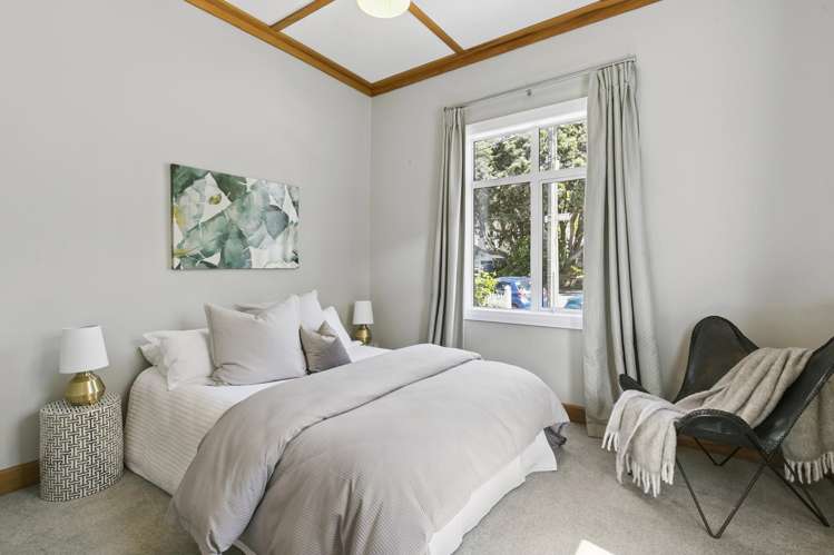 59 Queens Drive Lyall Bay_9