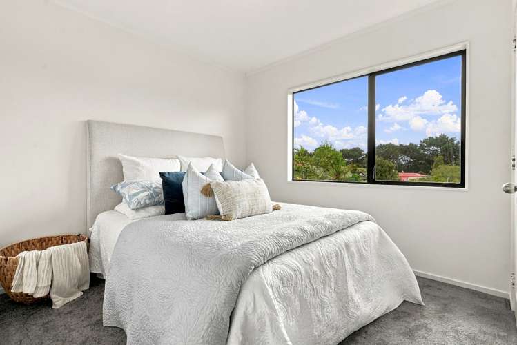 2/53 Lavery Place Sunnynook_10