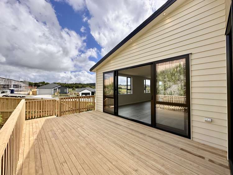 33 Kaupeka Road Millwater_23
