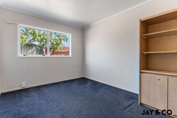 4 Clutha Crescent Clover Park_10