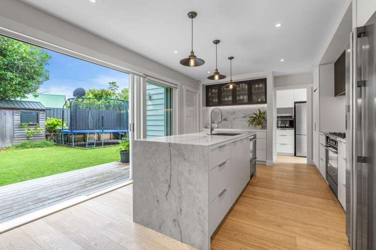 136 Queen Street 10888_11