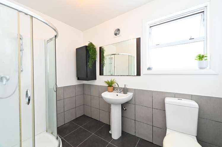 37 Constable Crescent Onekawa_14