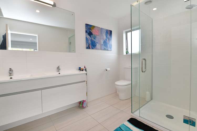 5a Melia Place Stanmore Bay_15