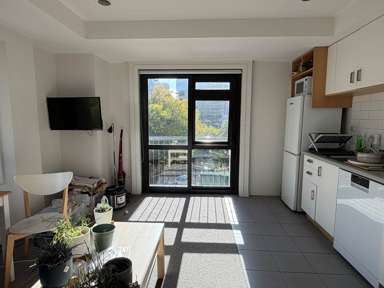 3B/2 Eden Crescent_3