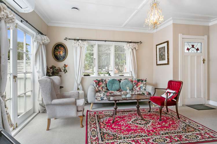 39 Raleigh Street Leamington_5