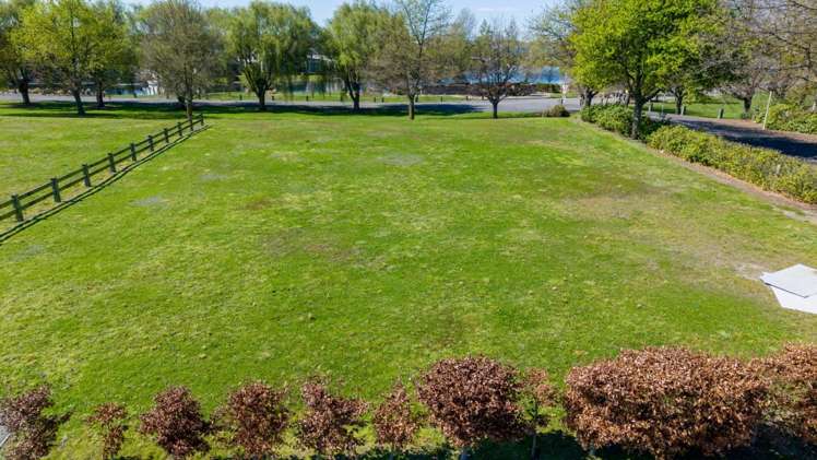 2 Village Green Drive Huntingdon_2