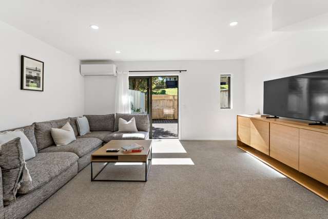 13/21 Hunters Park Drive Three Kings_1