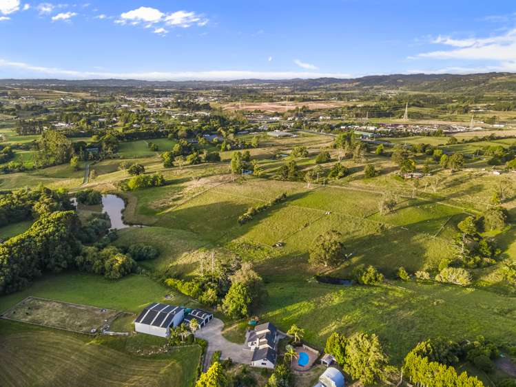 831 Runciman Road Runciman_59