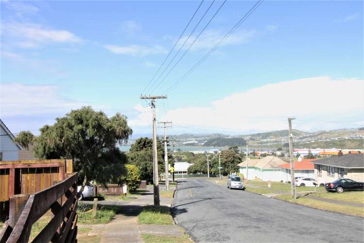2 Ngahue Crescent Elsdon_22