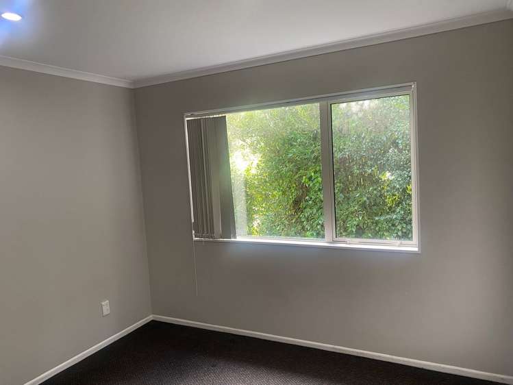 5A Rosalind Road Glenfield_12