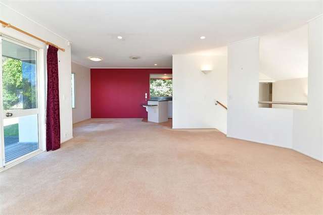 8 Jean Place Stanmore Bay_4