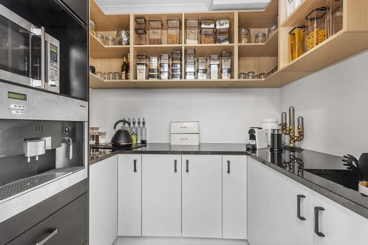 9 Porokaiwhiri Street Crofton Downs_12