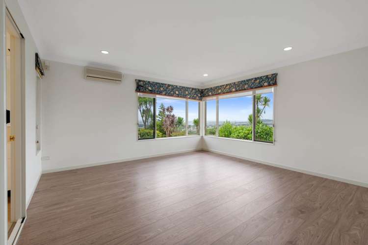 584 Redoubt Road Flat Bush_10