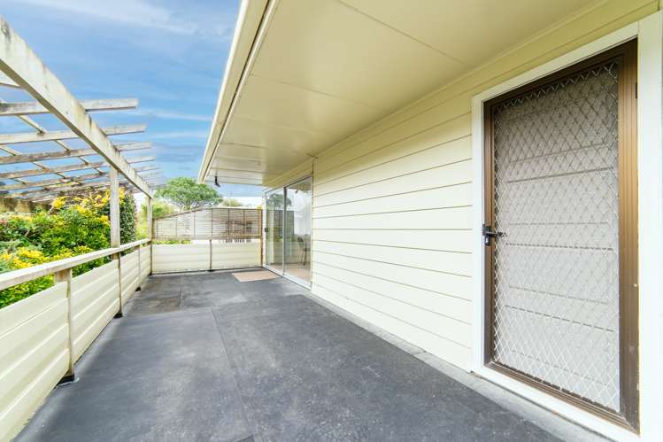 2/64 Becroft Drive Forrest Hill_13