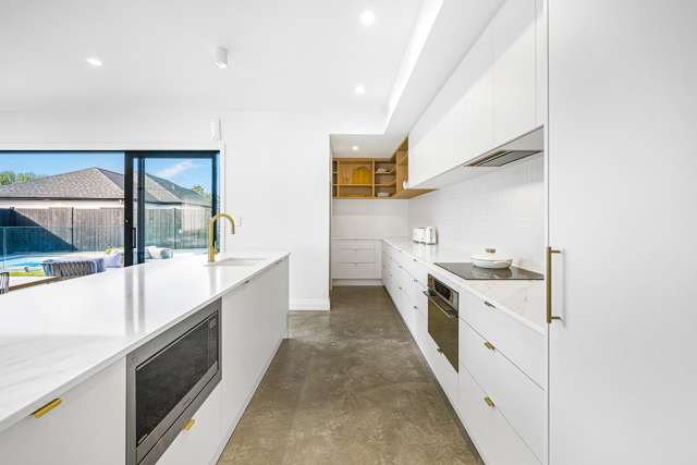 9 Matahae Crescent Milldale_4