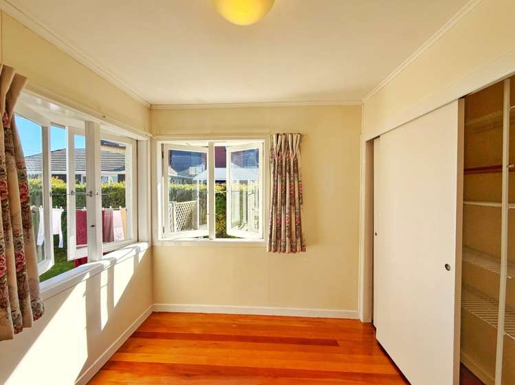 15 Karamu Street 1801_6