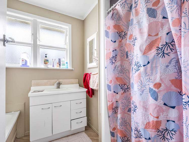 31 Lisa Crescent Mangakakahi_11