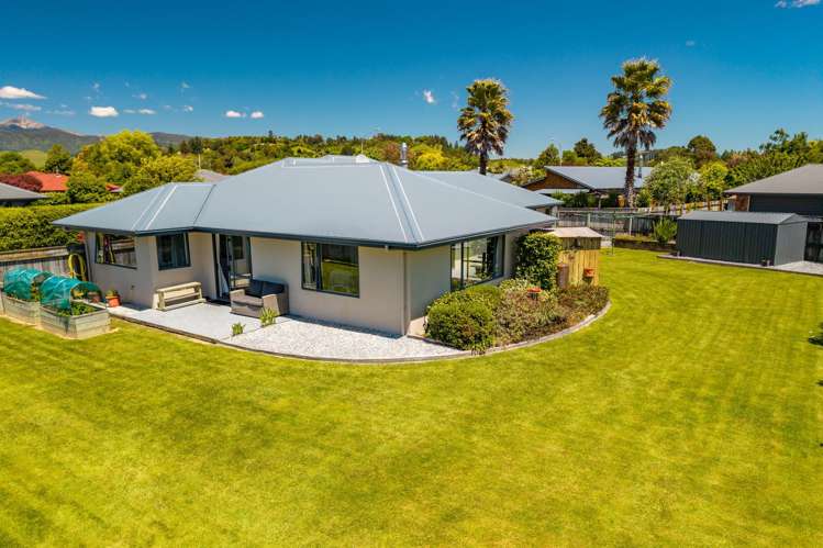 2 Mayer Crescent Wakefield_4