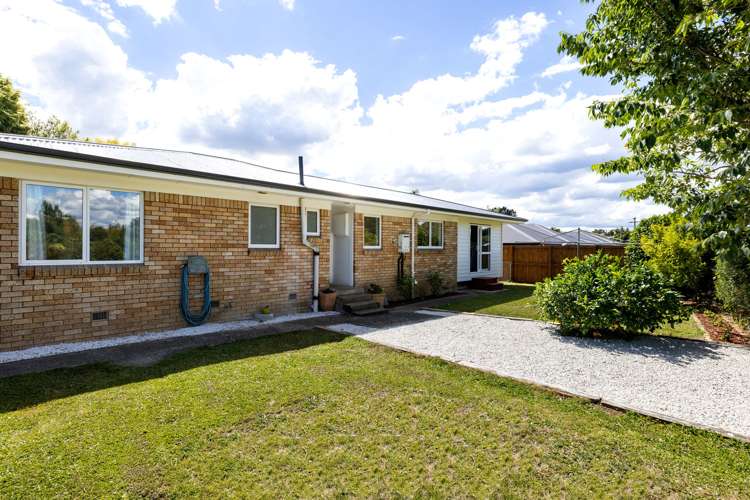 19 Mabian Crescent Deanwell_26