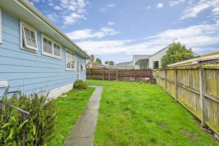 1 Iris Place Clendon Park_13