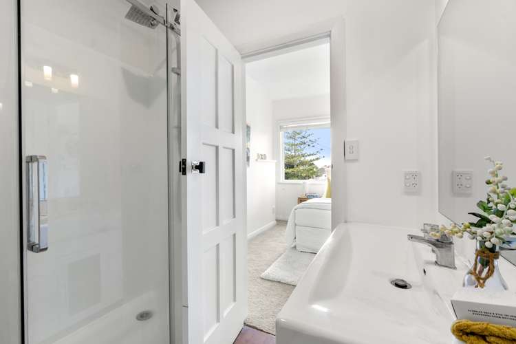 32 Hanlon Crescent Narrow Neck_10