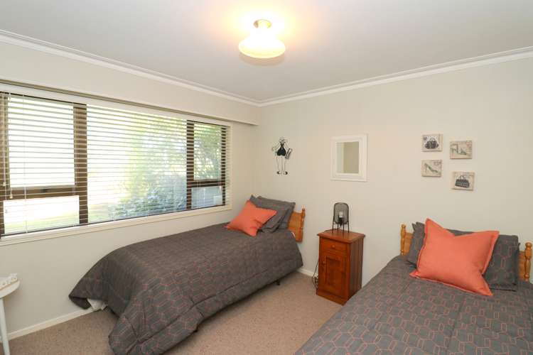 48 & 50 Matua Road Otatara_16