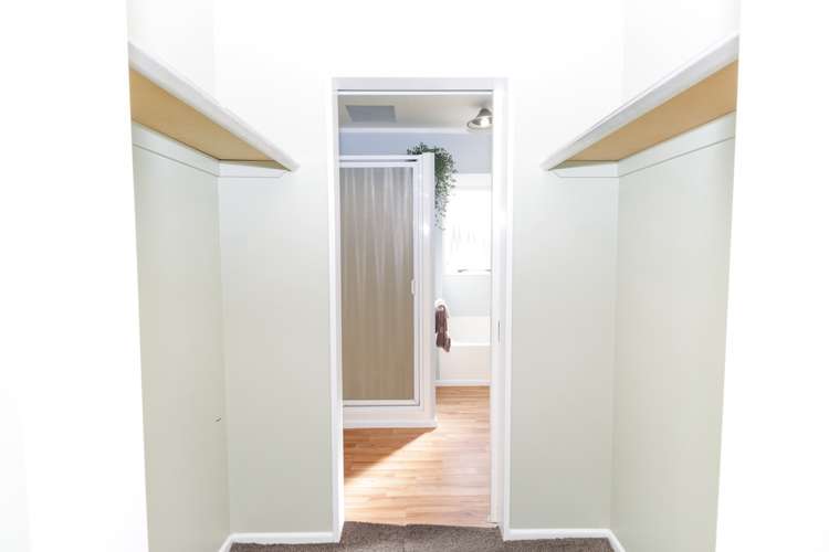 4 Emmerdale Mews Highbury_10