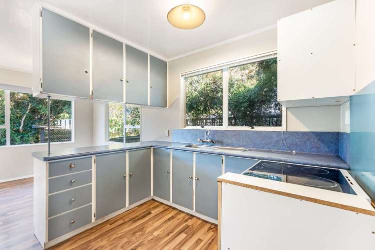 54 Peakes Road Springvale_9