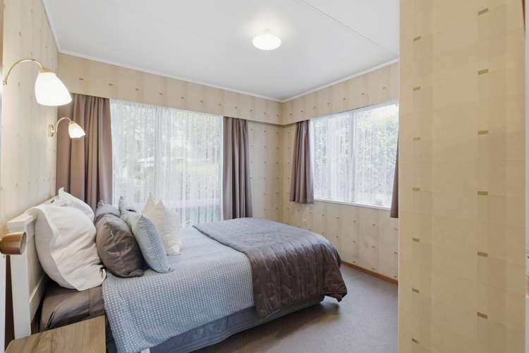 15A Brassey Road St Johns Hill_13