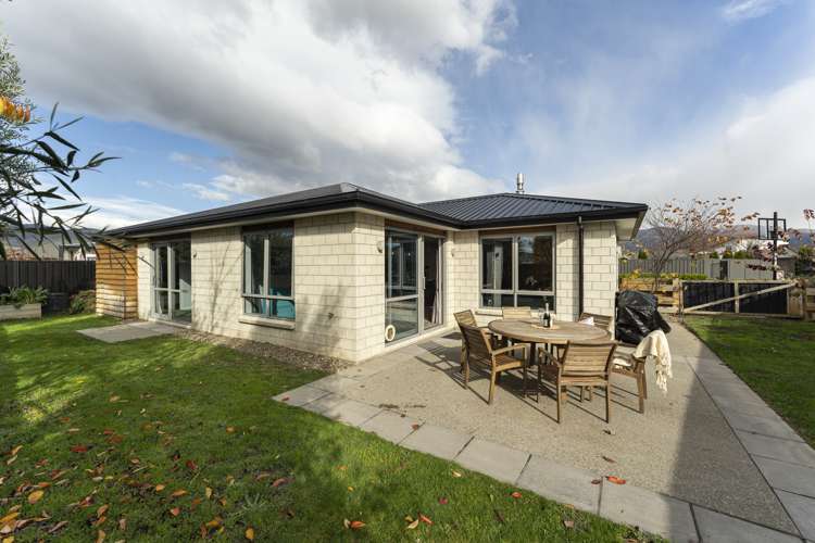 14 Magnetic Place Cromwell_20