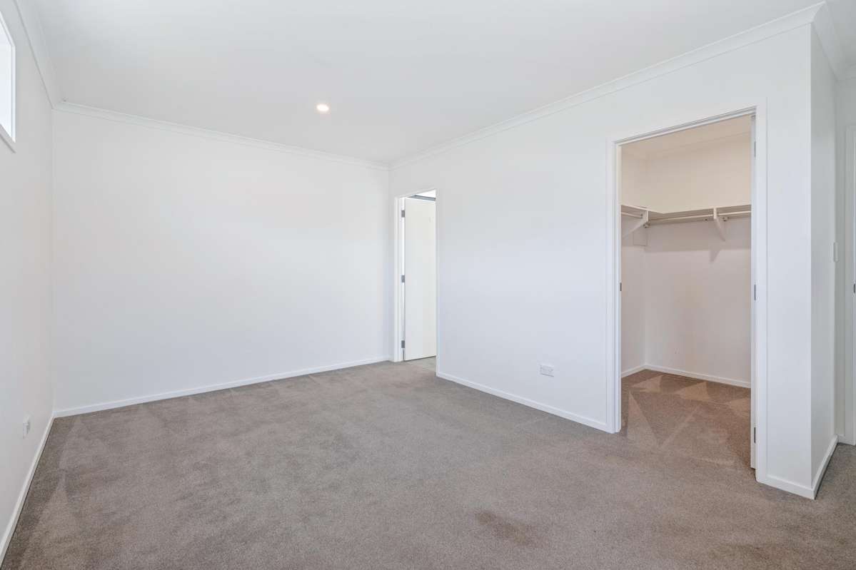 49 Plover Street_5