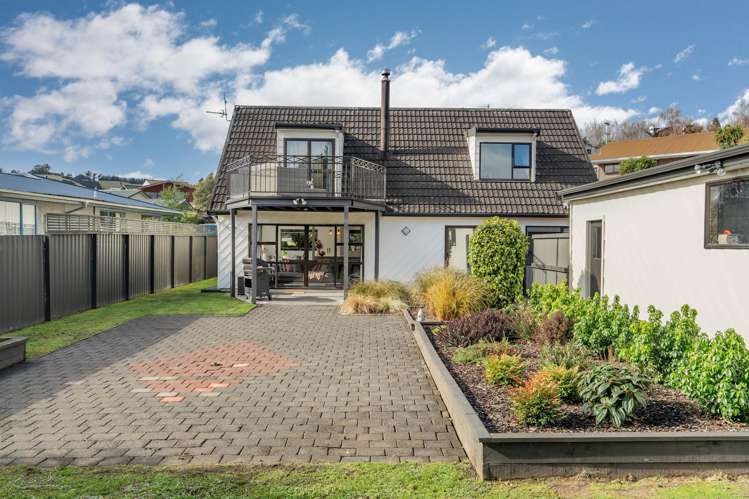 79 Kinmont Crescent Kinmont_30