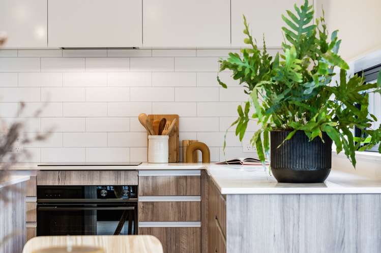 G01/27a Hudson Bay Road Hobsonville_8