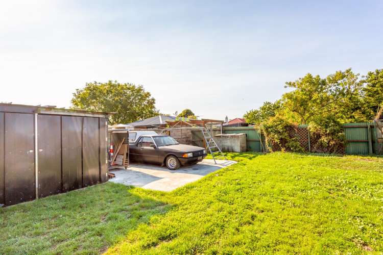 25 Avro Crescent Hornby_9