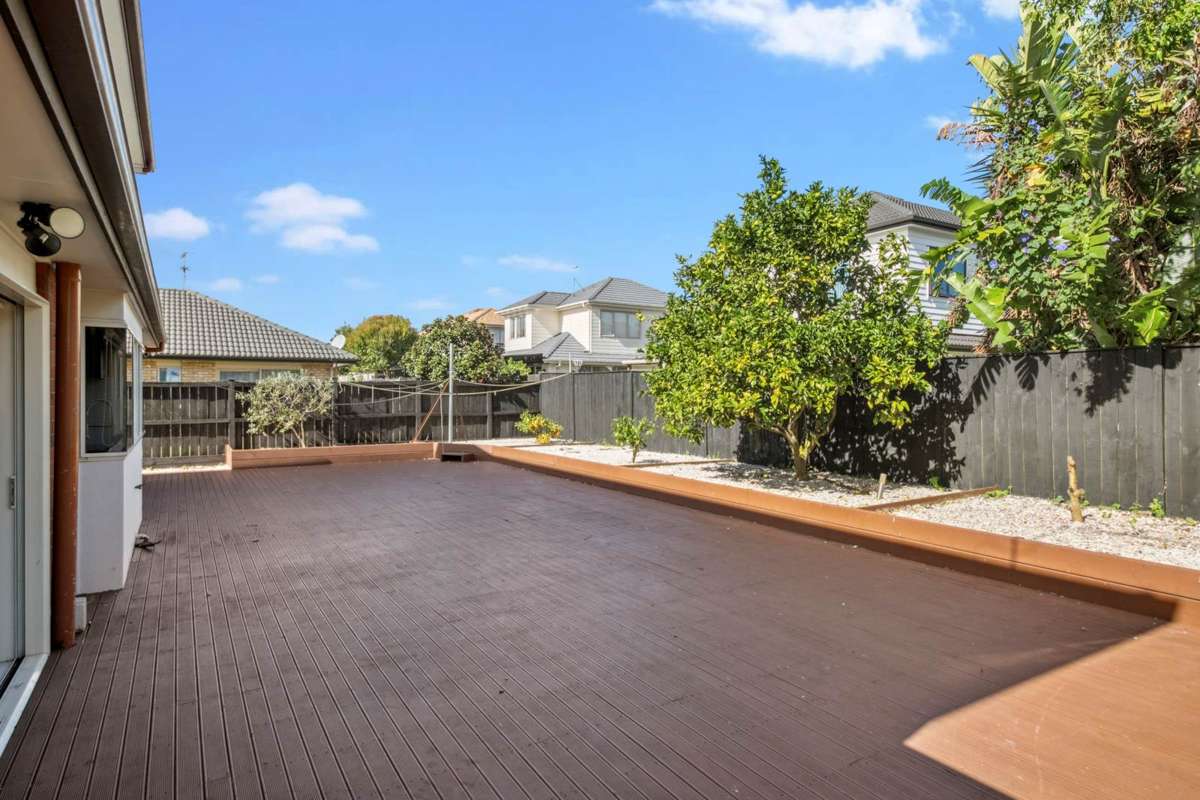 42 Thornbury Cresent_1