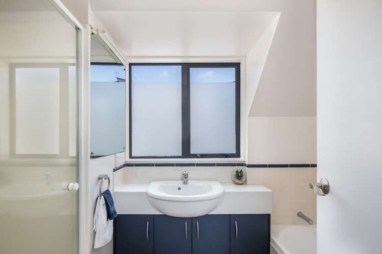 47 Waverton Terrace Churton Park_11