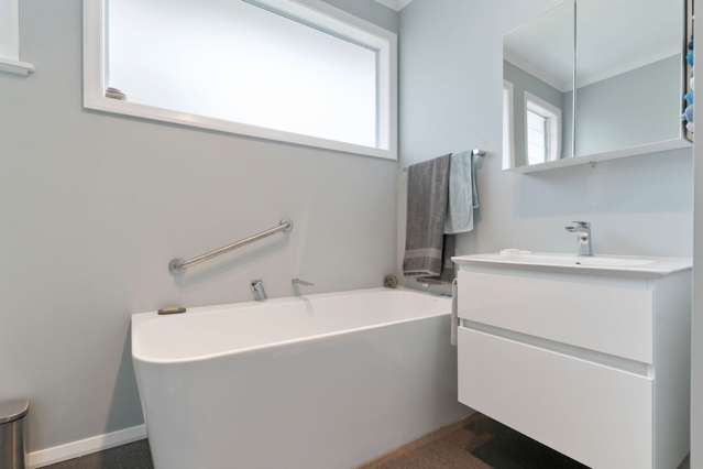 2 Hinau Place Lansdowne_3